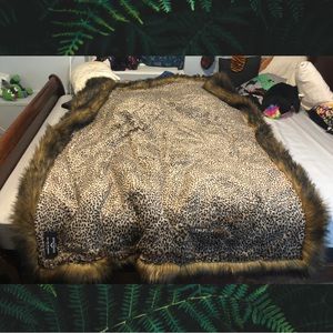 Kodiak Bear SpiritHoods Throw - GC